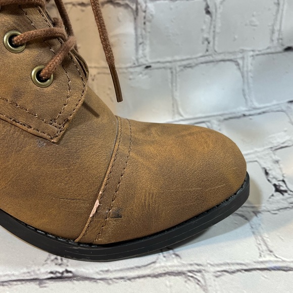 JUST FAB Heeled Lace Up Boot Brown-9 - Picture 7 of 8